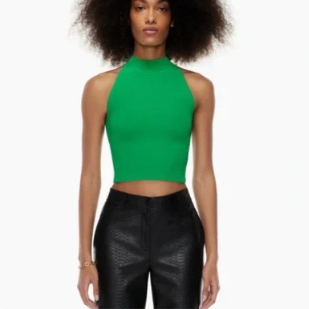 Aritzia Babaton Green Sculpt Top